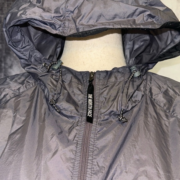 The North Face rain jacket light purple/gray XL - Picture 4 of 6